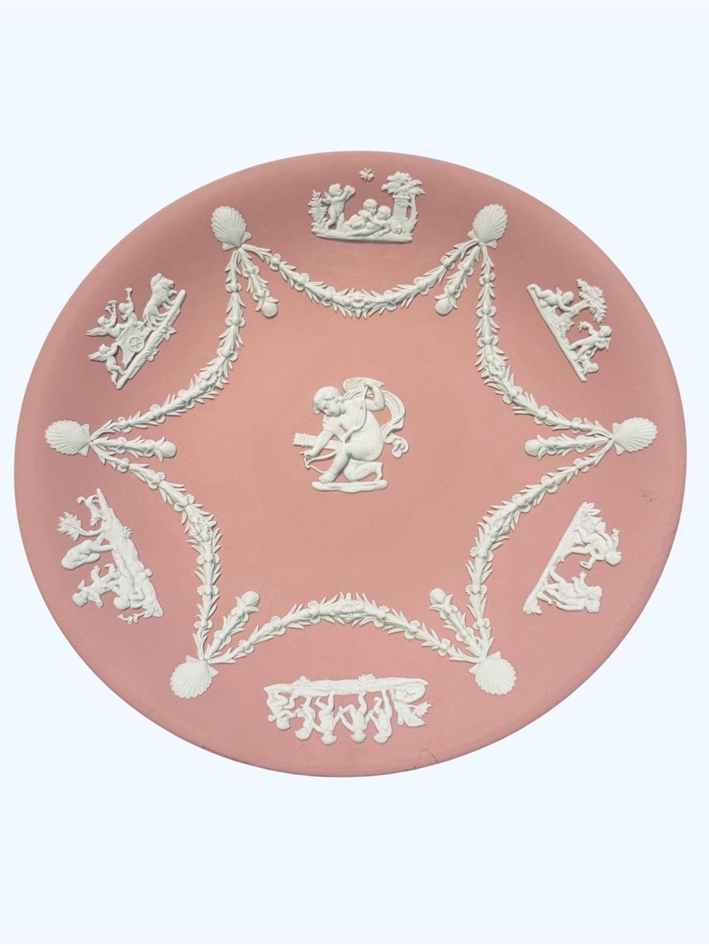WEDGWOOD Cupid and Cherubs Pink 9” Plate